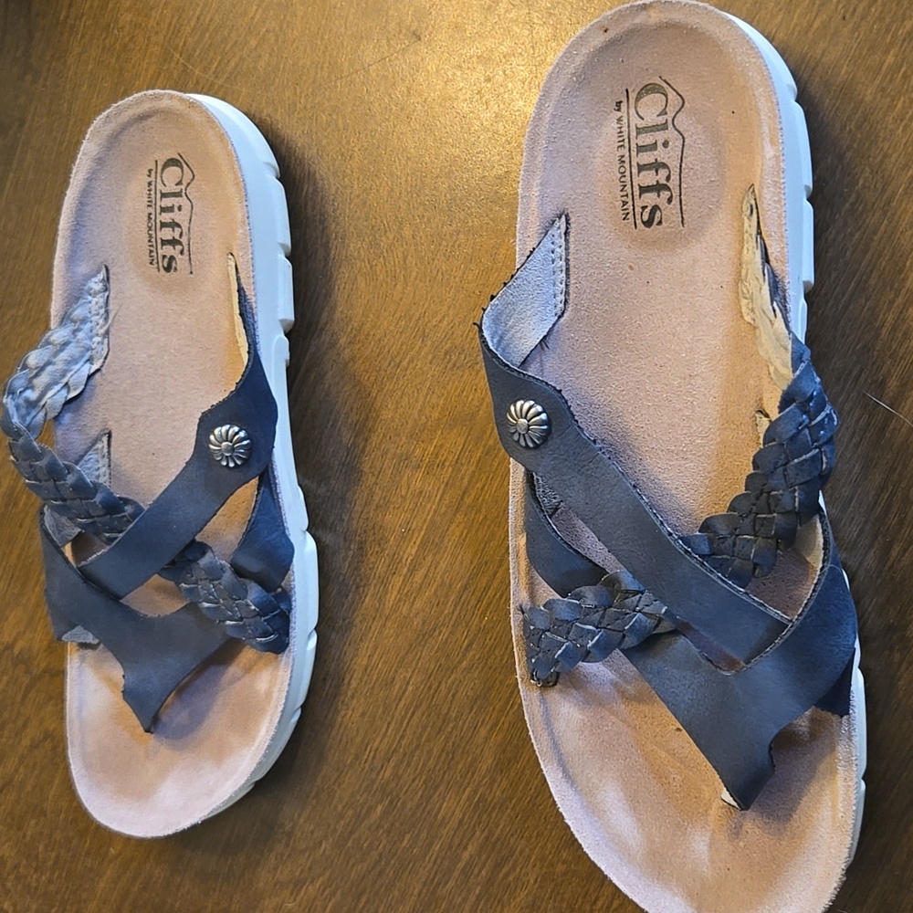 Cliffs by White Mountain Womens Navy Braided Thong Sandals - Picture 4 of 6